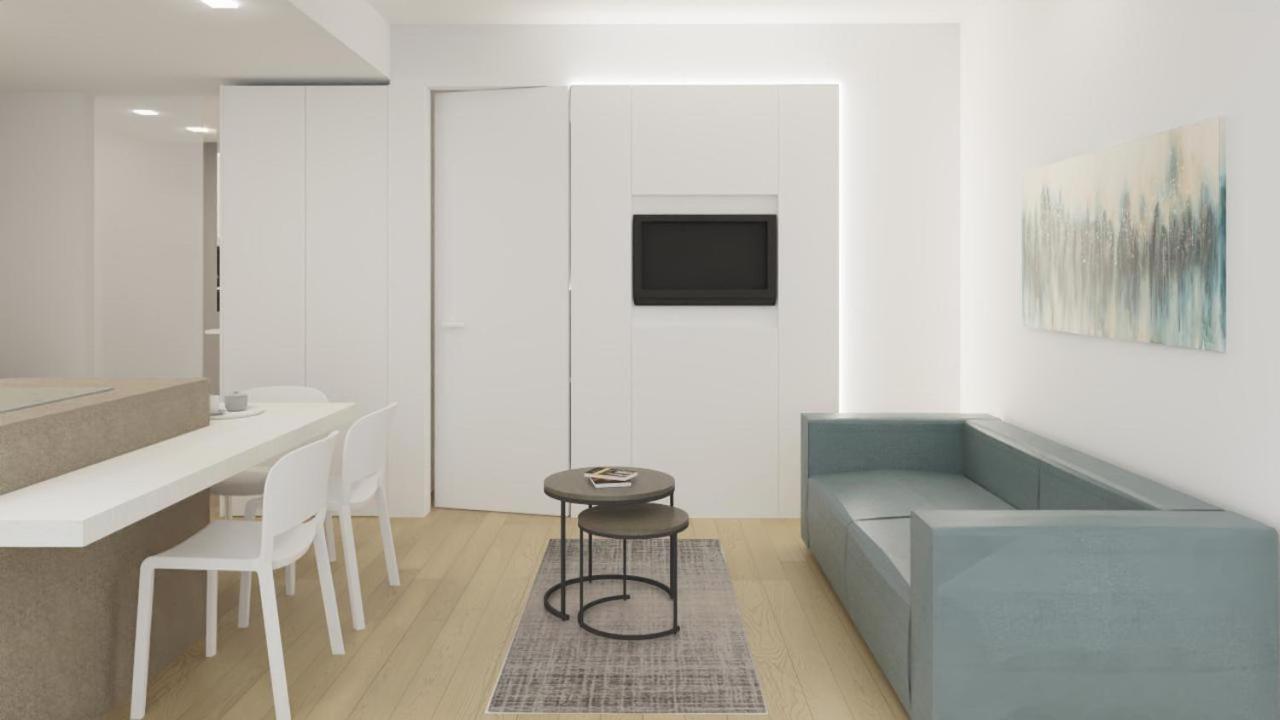 Hotel & Carinthia S